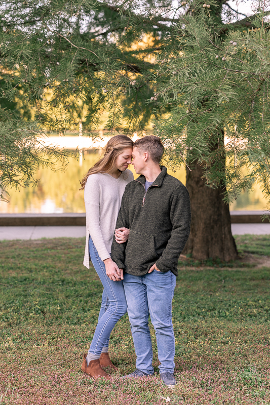 columbus-indiana-engagement-photos